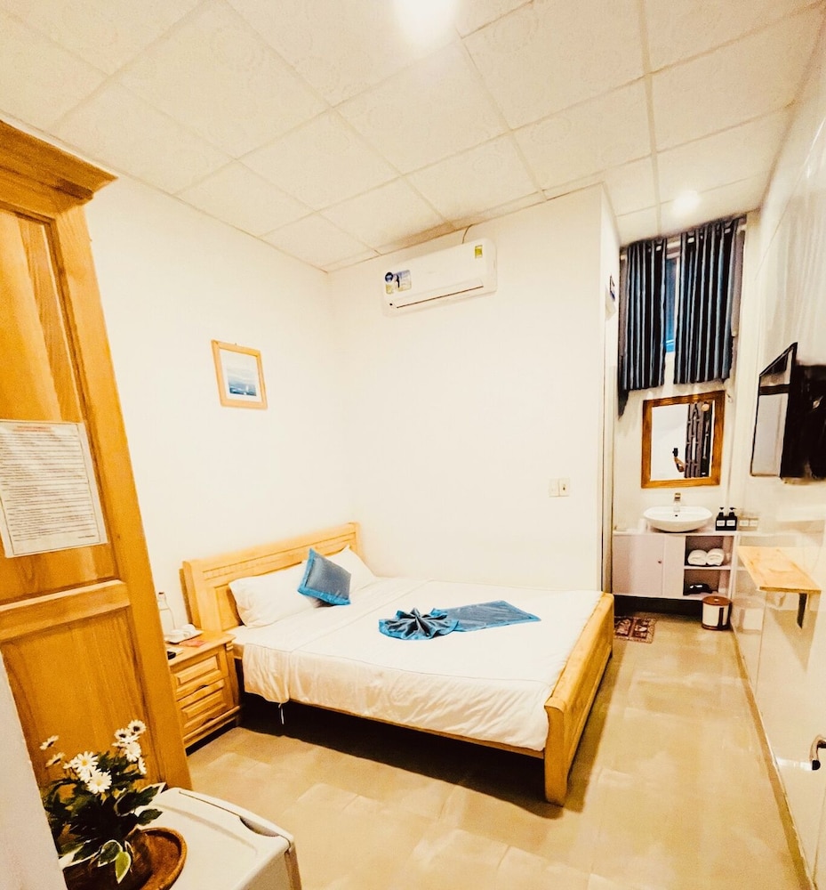 Shark Hotel - Hostel