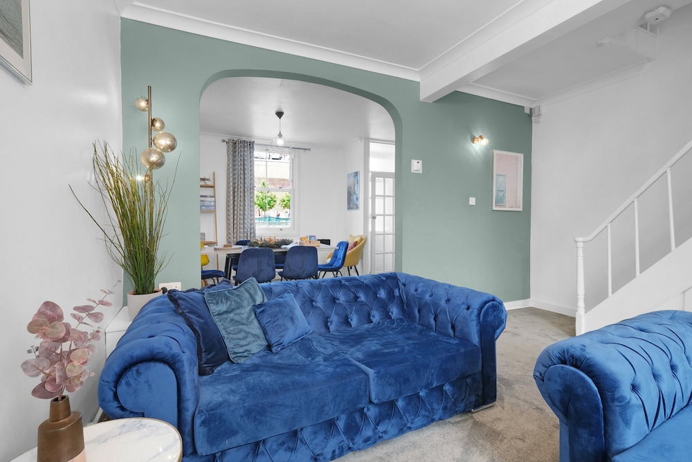Charming 3 Bed House at Blakes Cottages