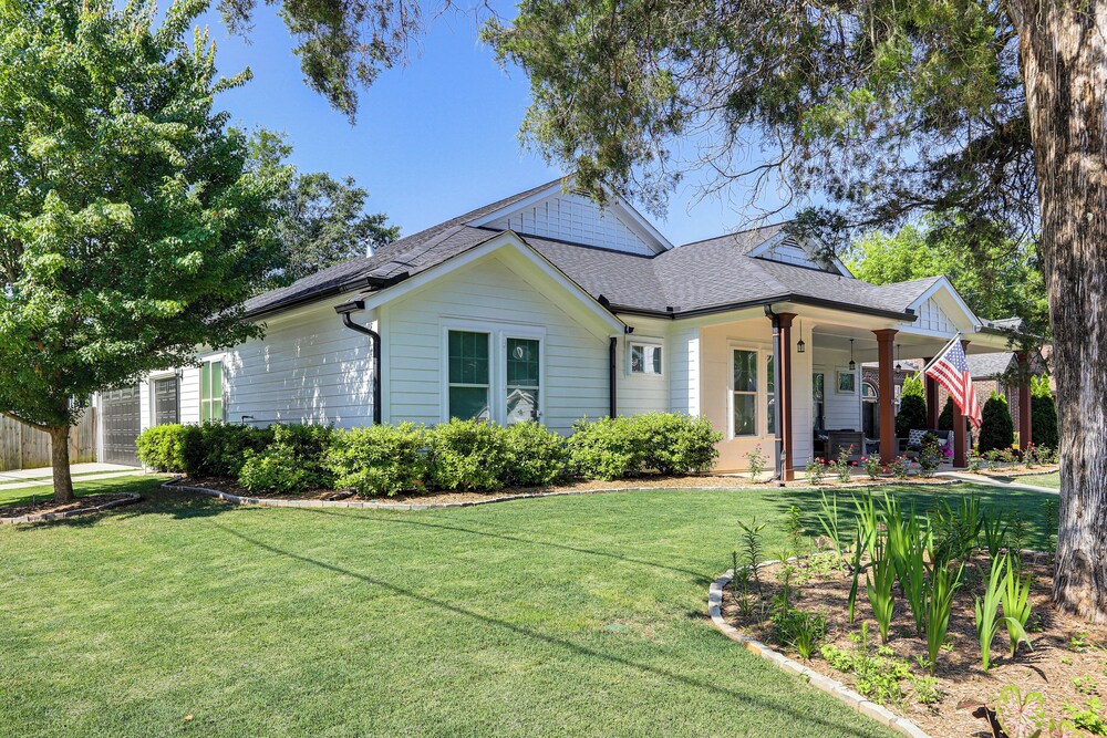 West ATL Home w/ Great Outdoor Space: 4 Mi to Dtwn