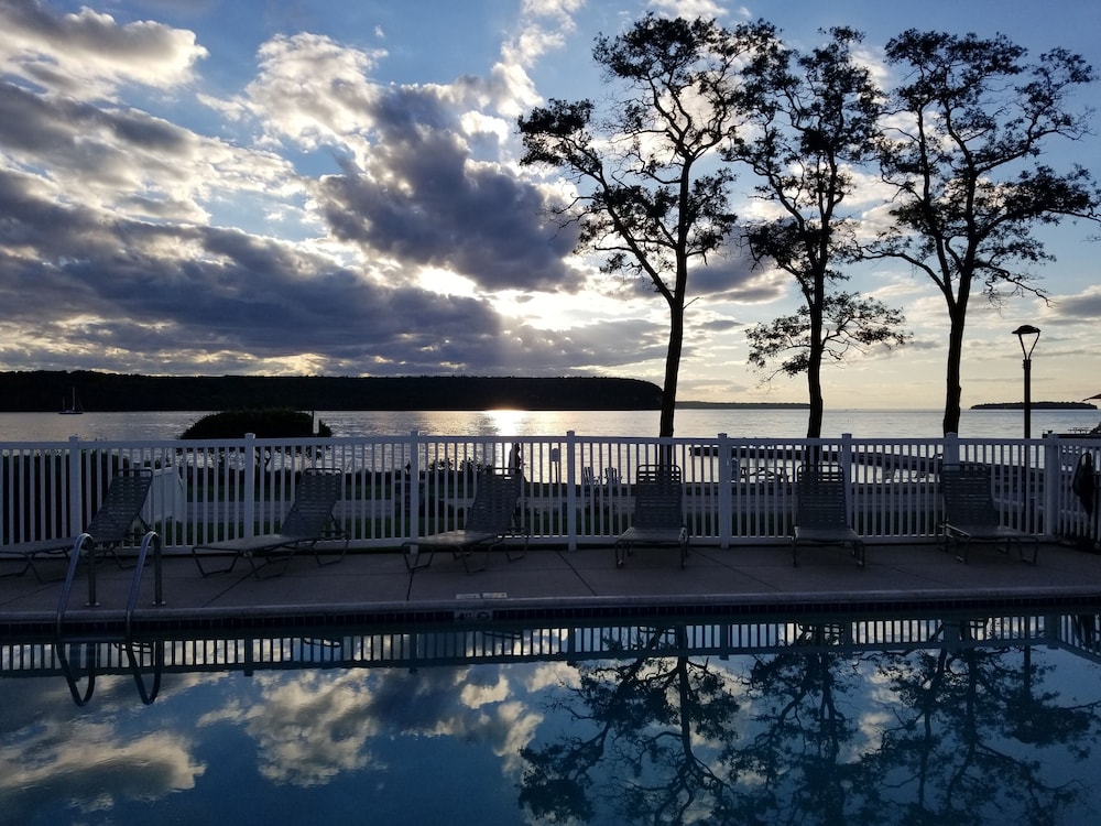 Edgewater Resort