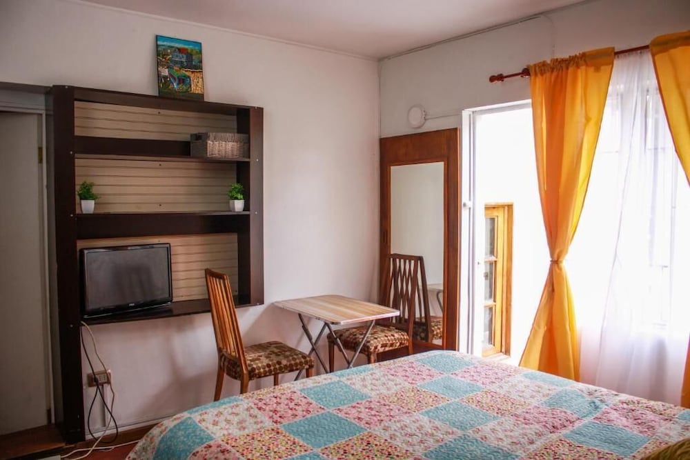 Hostal Entreorientes