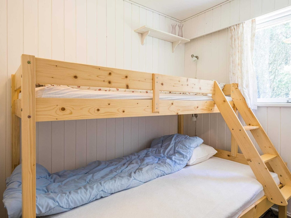 5 Person Holiday Home in Norre Nebel view 3