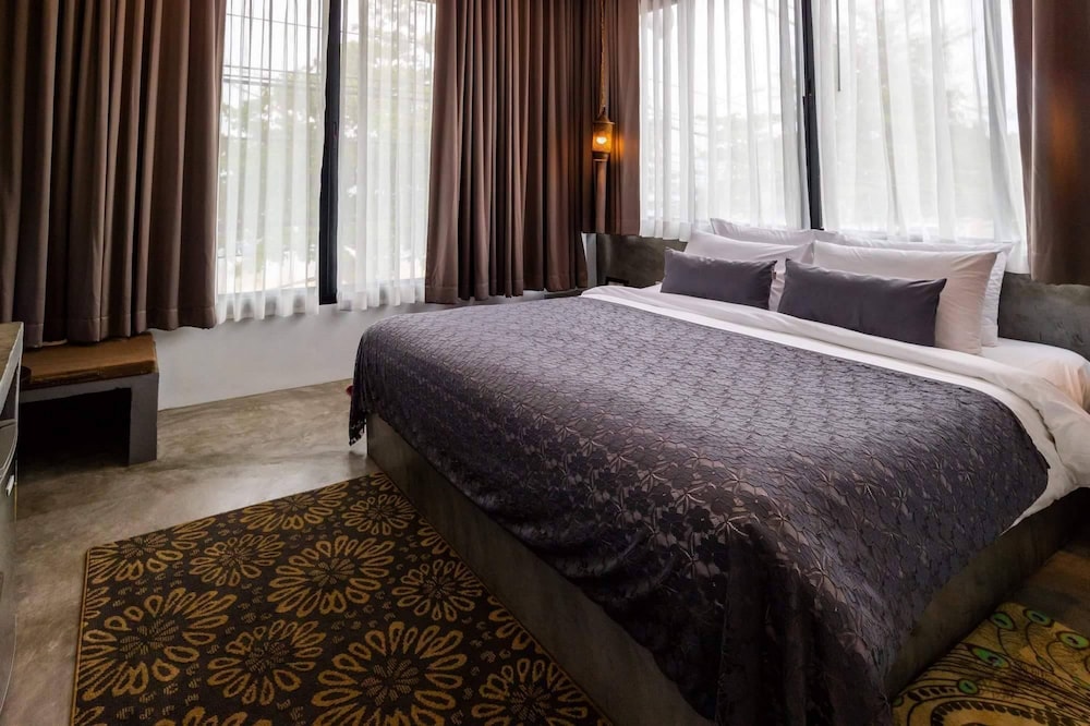 Mukrada House