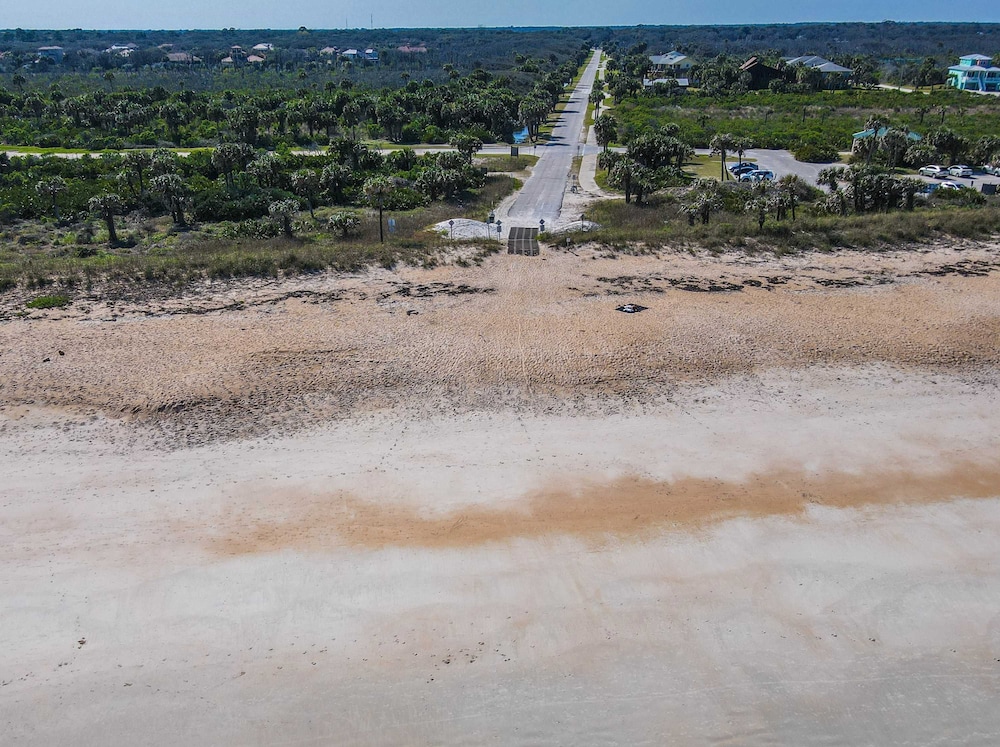 Beachfront 5BR Home With Ocean Views