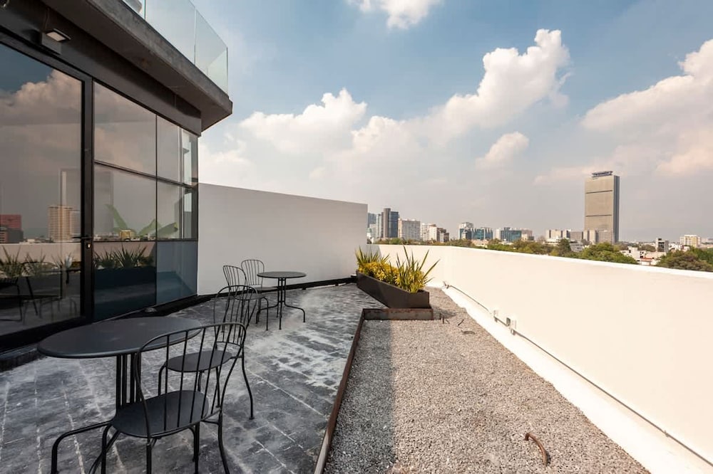 w Cozy 2BR w Balcony Near Polanco