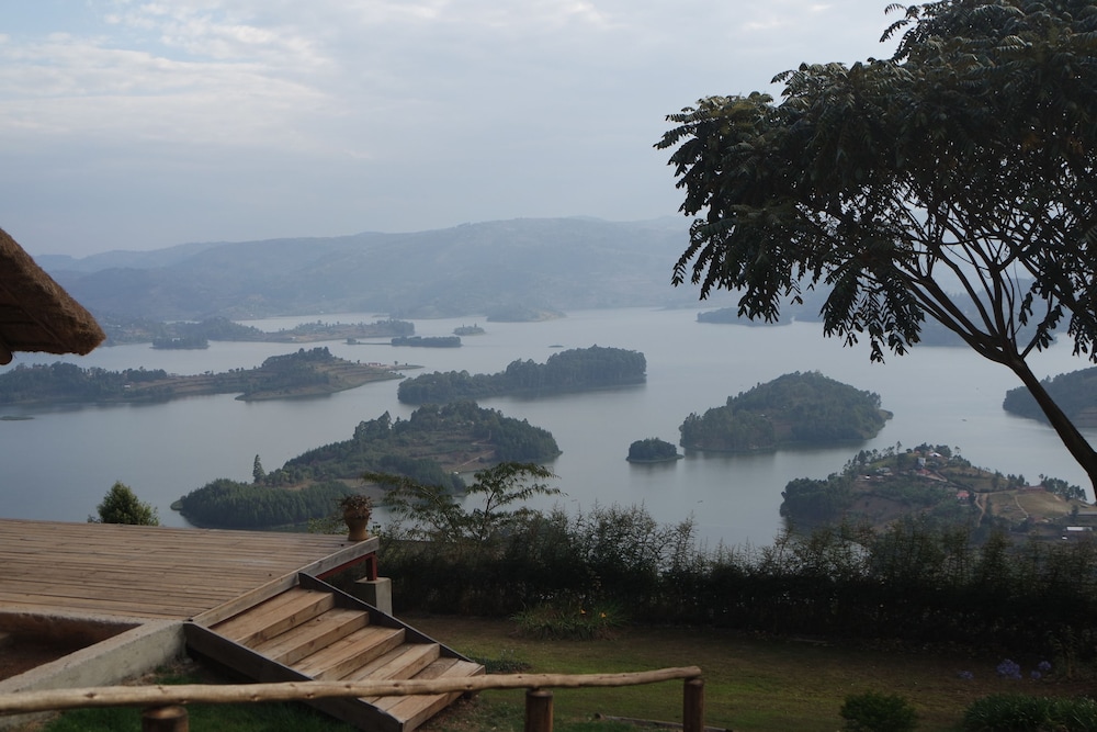 Arcadia Lodges Lake Bunyonyi