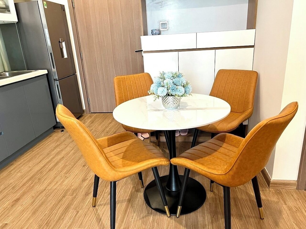 HMH - Vinhomes GreenBay Apartment