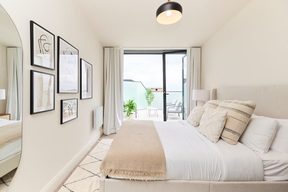 The Woodford Paradise - Homely 2bdr House With Terrace