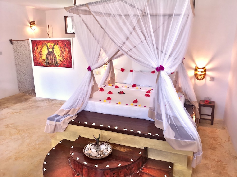 Moonshine Villa
