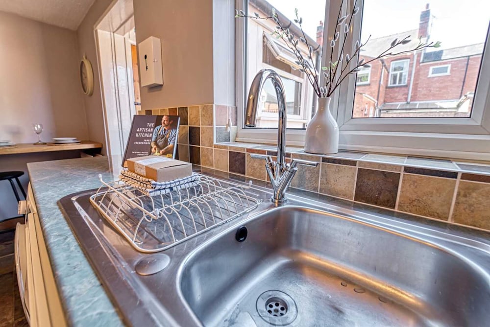 Host Stay London Road Cottage