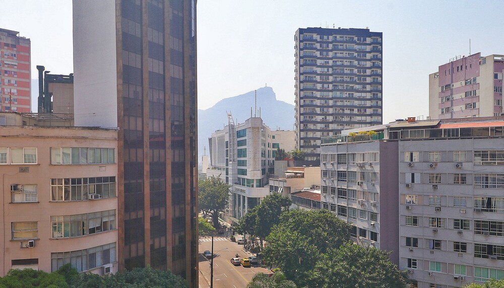 MZapartments Ataulfo Leblon
