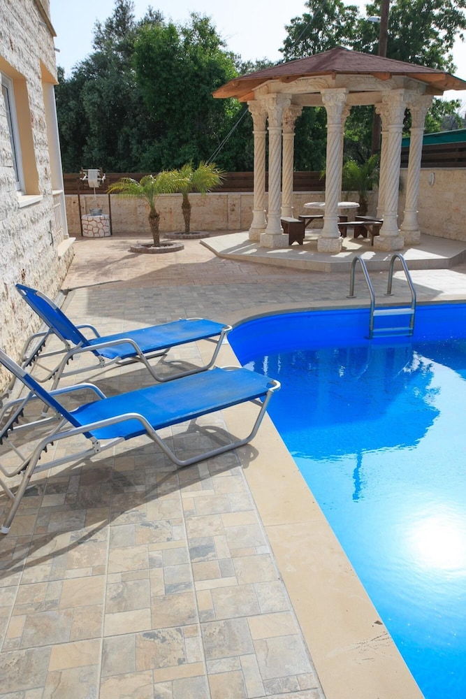 Villa Prodromi Large Private Pool A C Wifi - 1977 view 4