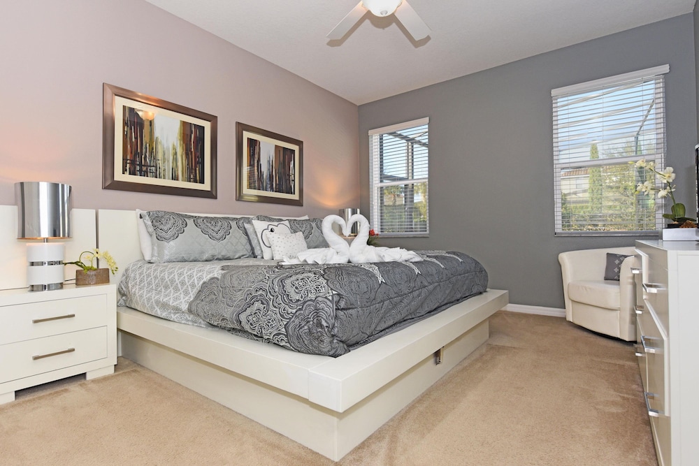 Lux Villa w Pool Spa Games - Near Disney