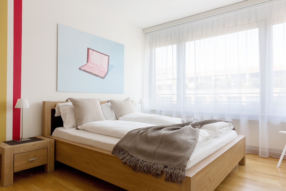 Nest - Baarerstrasse 43 & 45