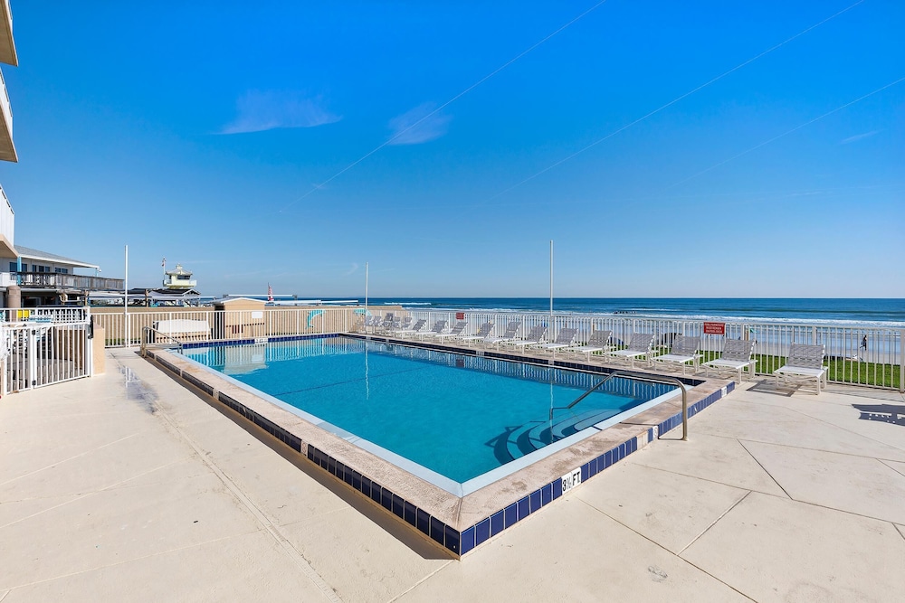 Oceania Plaza 808