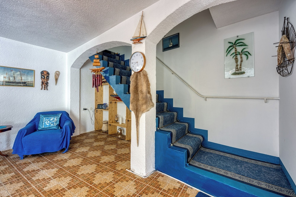 Captain's House - Sv. Jakov
