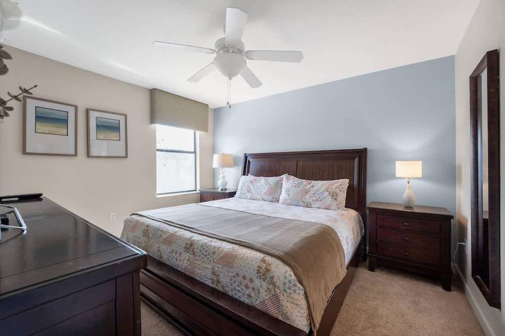 Cozy Comfortable 9BR Retreat in Champions Gate