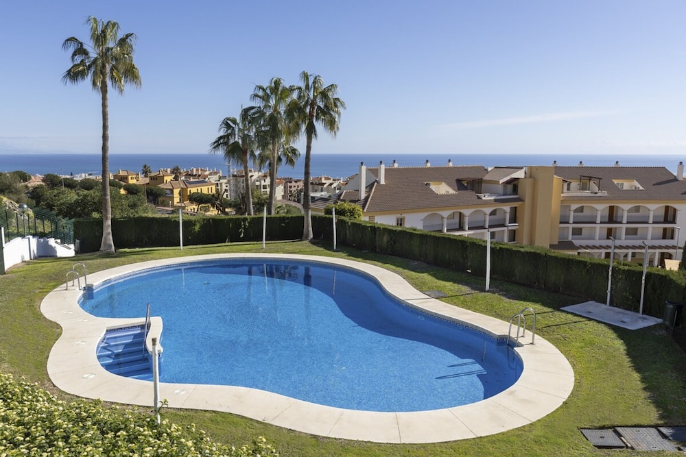 Peaceful Studio Apartment With Amazing Views
