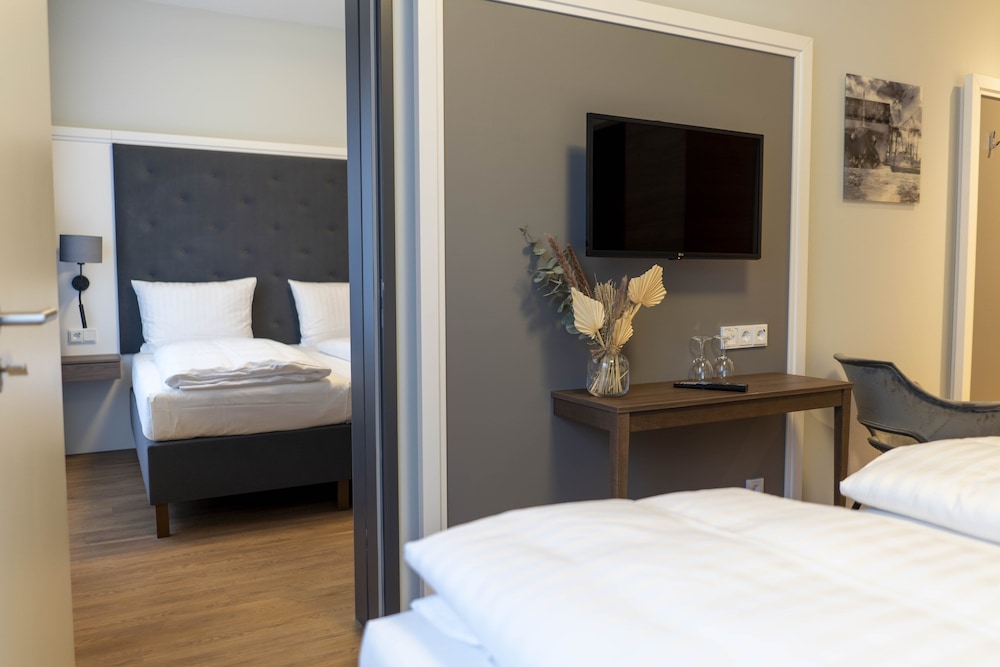 Signature Hotel Skarv - Property Image 39