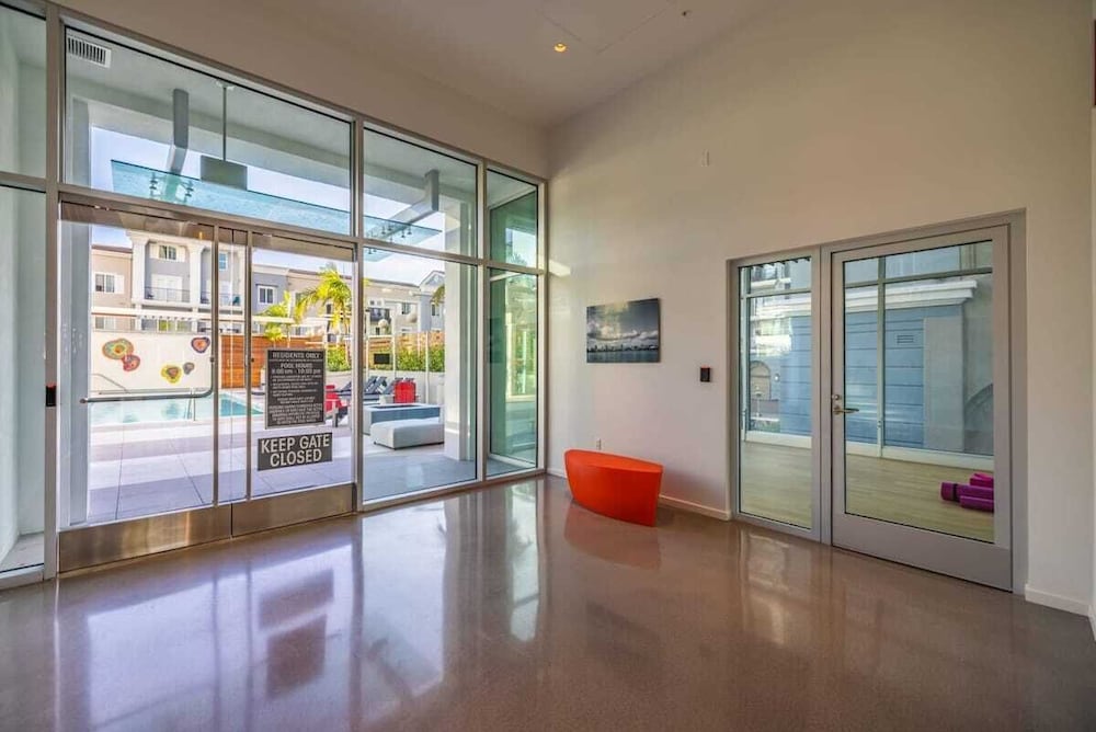 @ Marbella Lane - Grand 2BR w/ Beach & Ocean Views