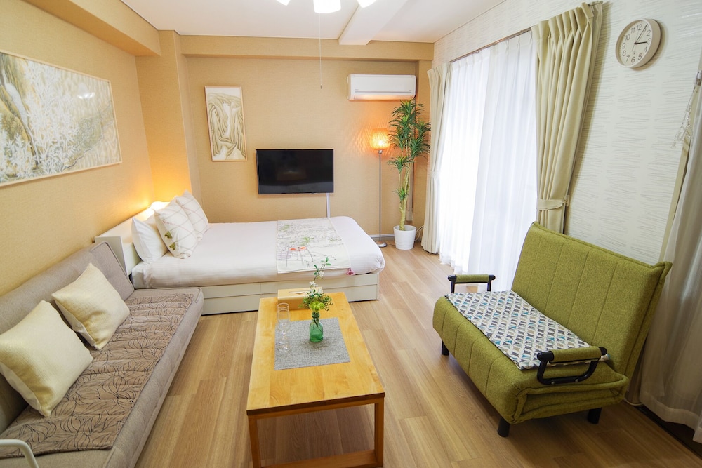 Nipponbashi Art Hotel