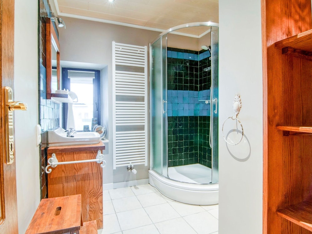 Great Holiday Home in Bastogne With Sauna