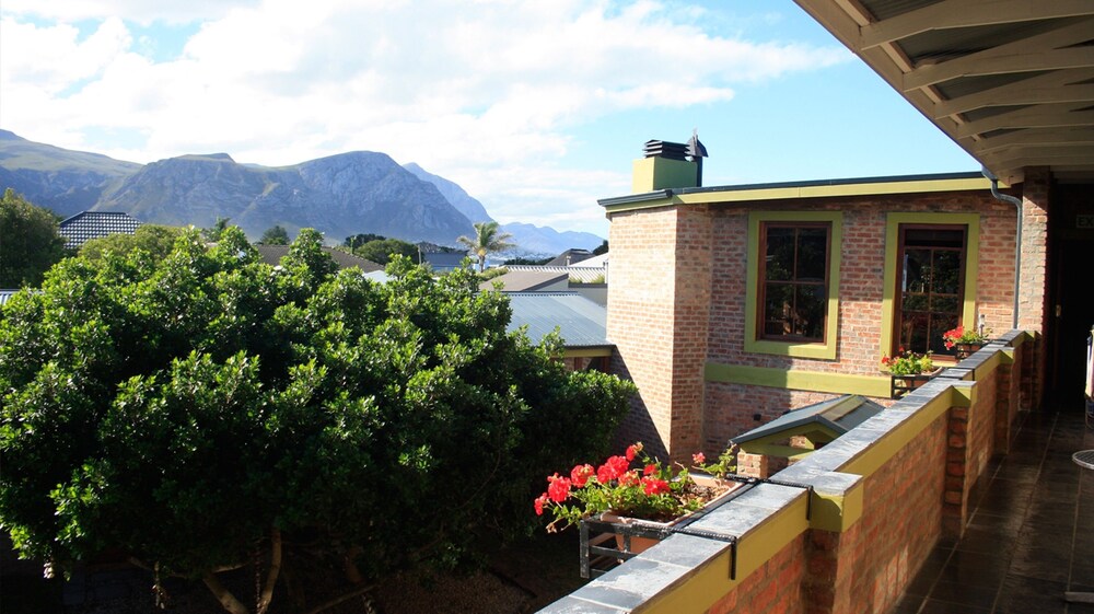 Port Del Mar Luxury Guesthouse