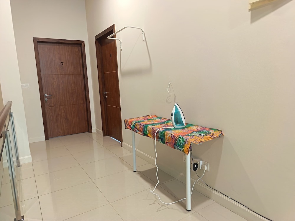 myRoom at 11 J Adams