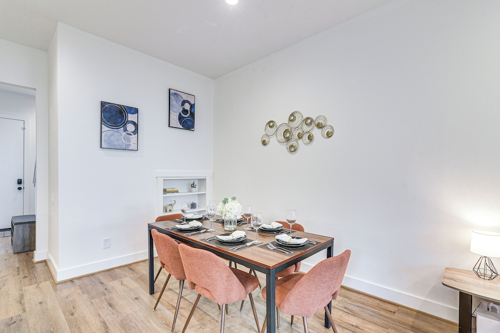 Townhome 3 Mi to Texas Med Ctr & Hermann Park