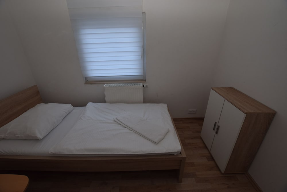 AB Apartment 15 en Stuttgart — hotel room
