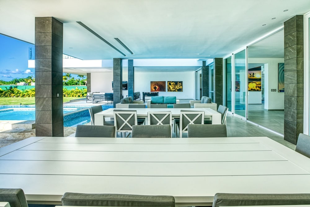 Cap Cana Villa for Rent Modern Fresh and Fully-equipped Oceanfront Villa