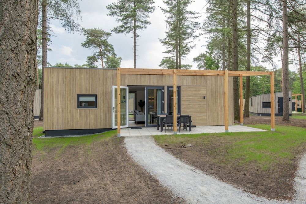 Chalet Near Eindhoven in a Green Oasis