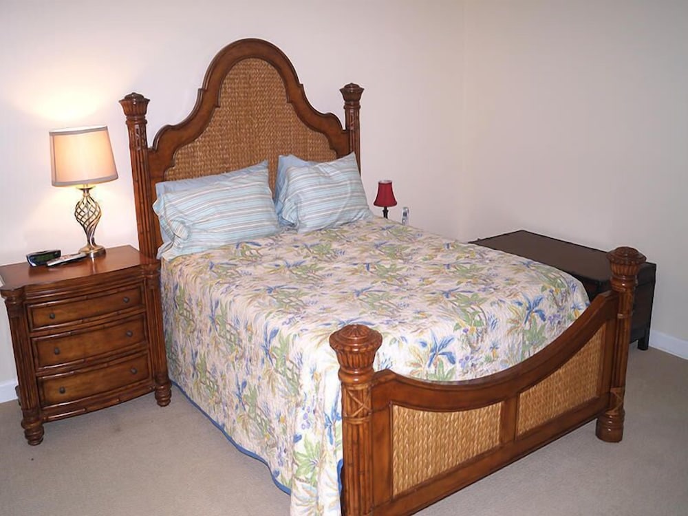 Ocean's Edge 401 3 Bedroom Condo by RedAwning