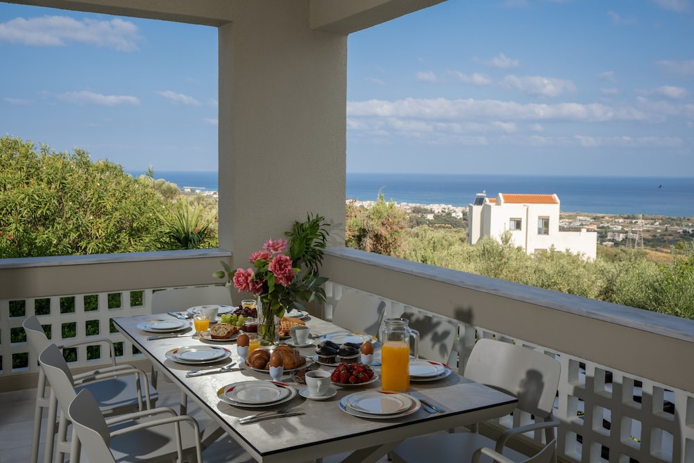 Villa Panorama - With 60m Private Pool