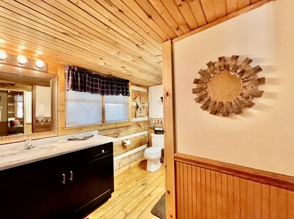 Olde Tyme Way Cabins 3526