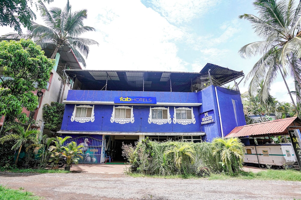 Fabhotel Mazzo Residency