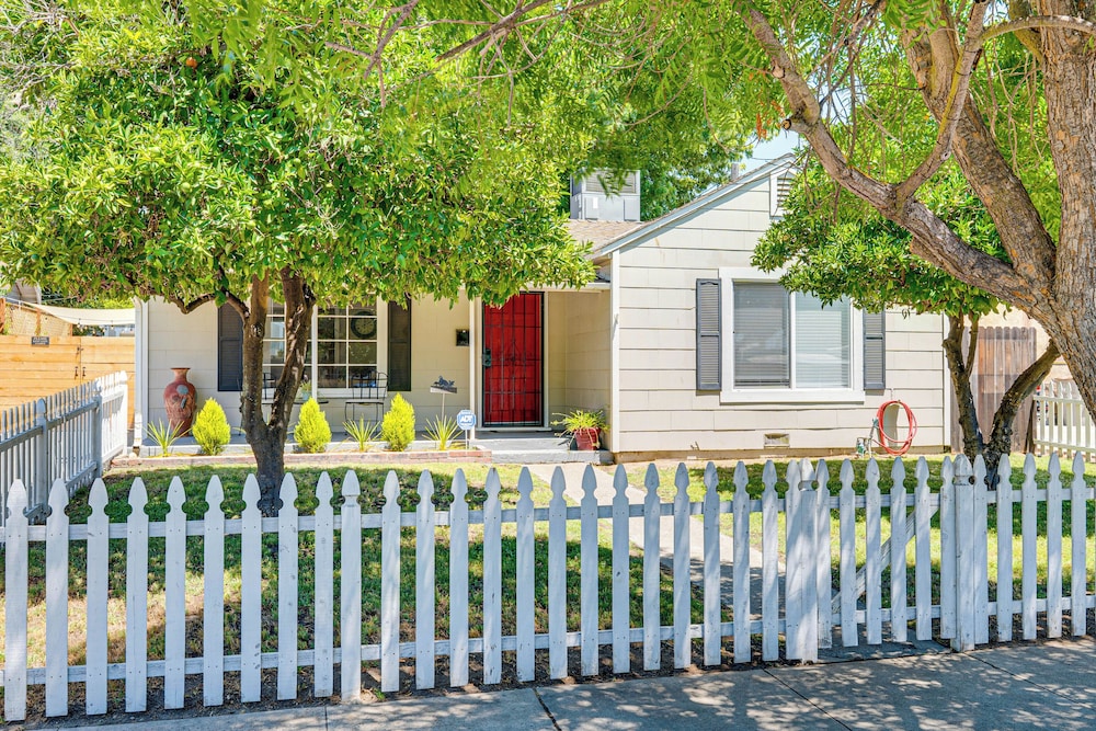 < 1 Mi to Oakland A's Park: West Sacramento Home