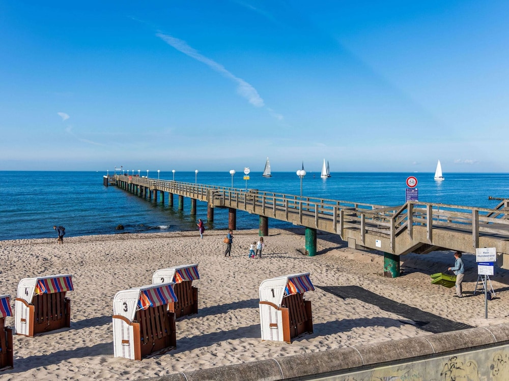 Apartment in Kuhlungsborn Near Sandy Beach view 5