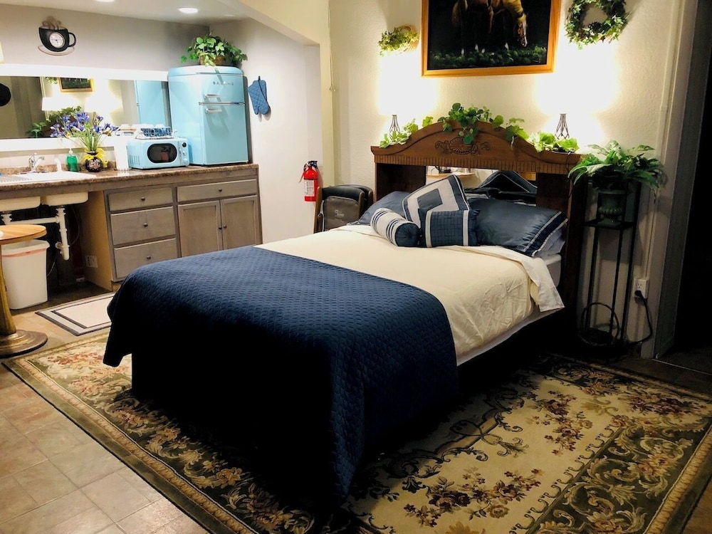 Salmon River Inn