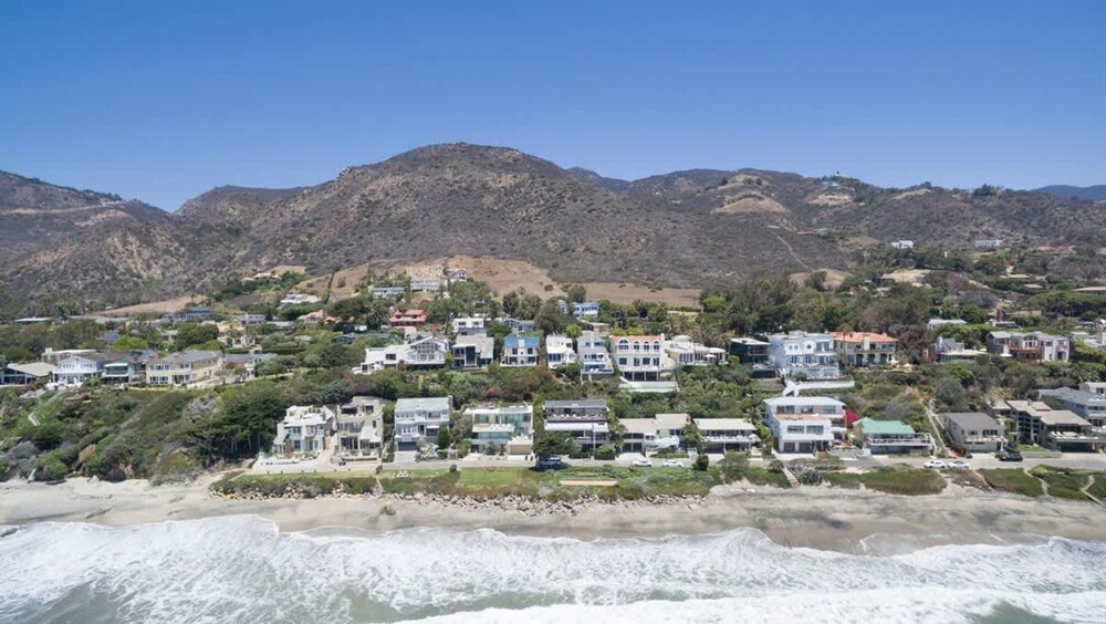 Malibu Retreat w Beach Access and Ocean View