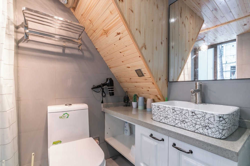 Shanghai Hills&XING 1882 Homestay