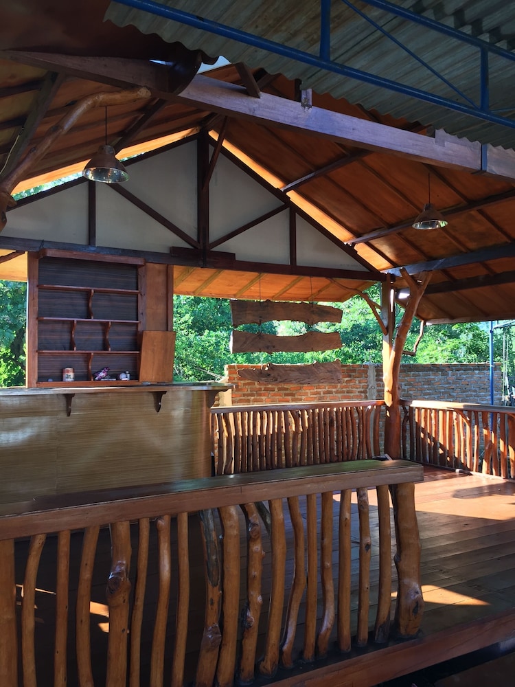 Raffles Inn Labuan Bajo view 4