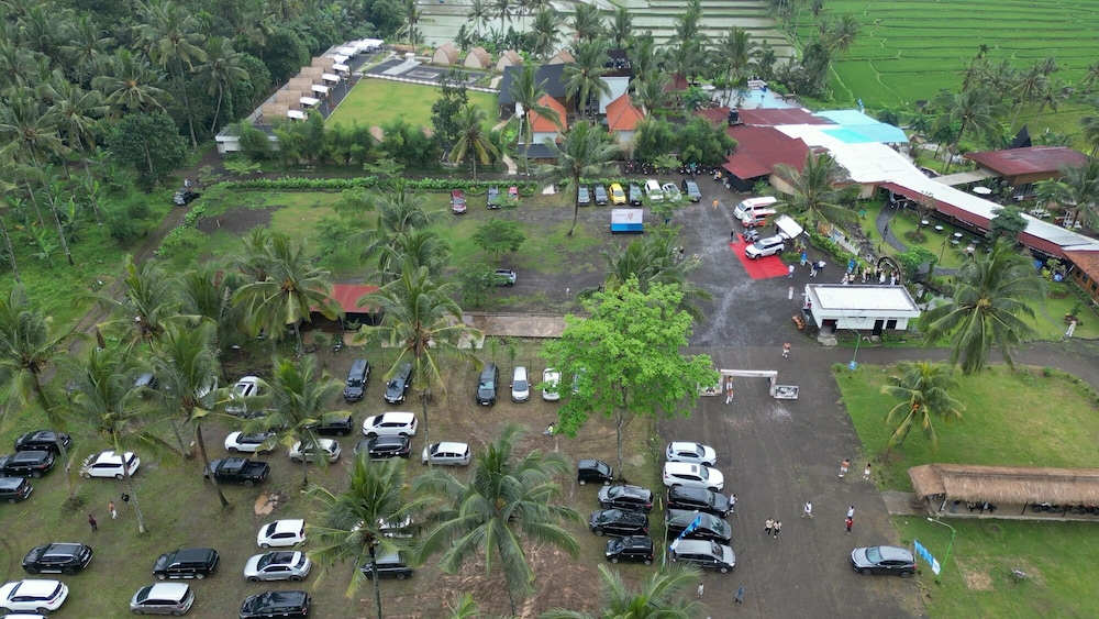 Bukit Langit Campventure