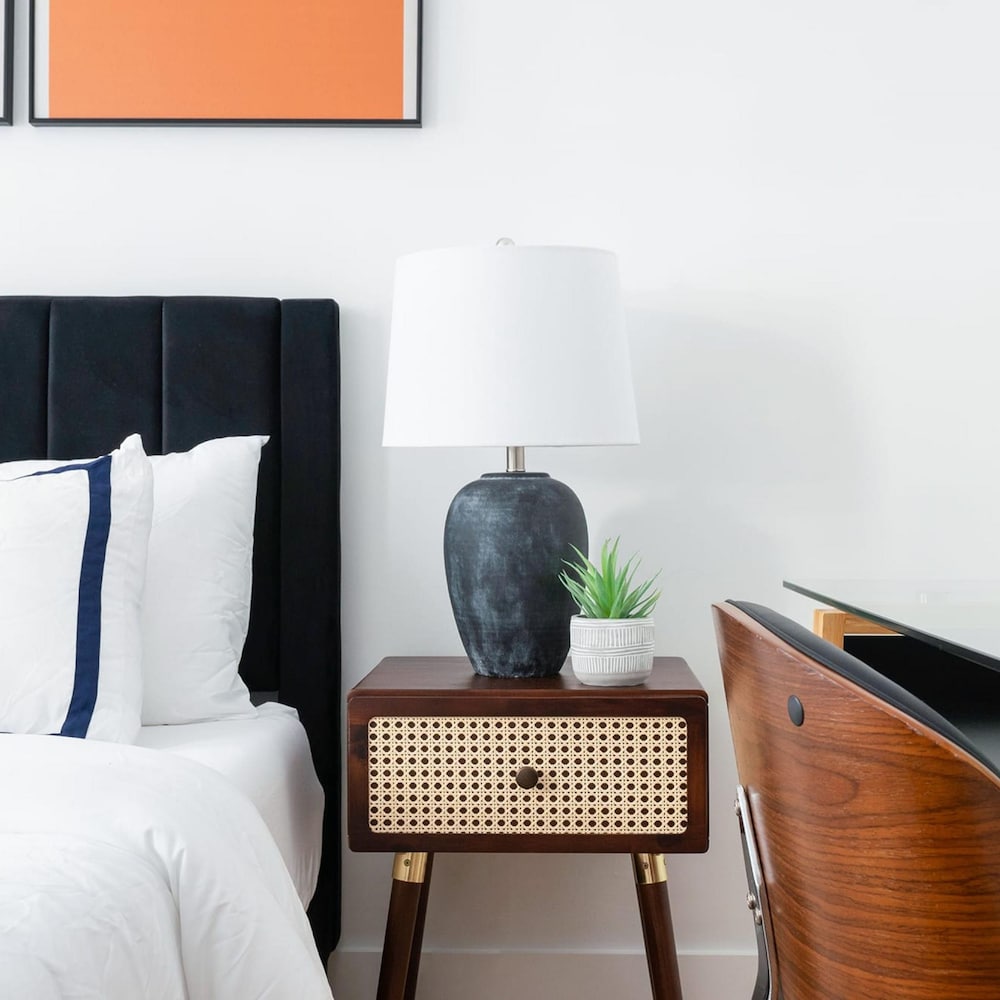 1290-3 New Renovated 2 Bedrooms in UES