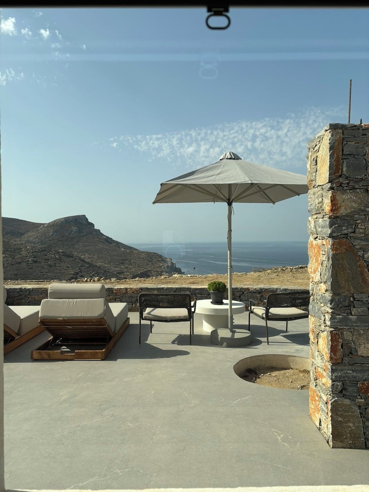 Pentanemi Folegandros