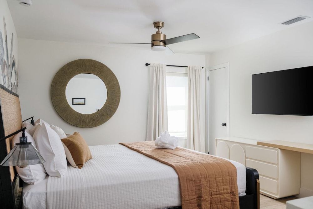 Haleys Court Boutique Motel