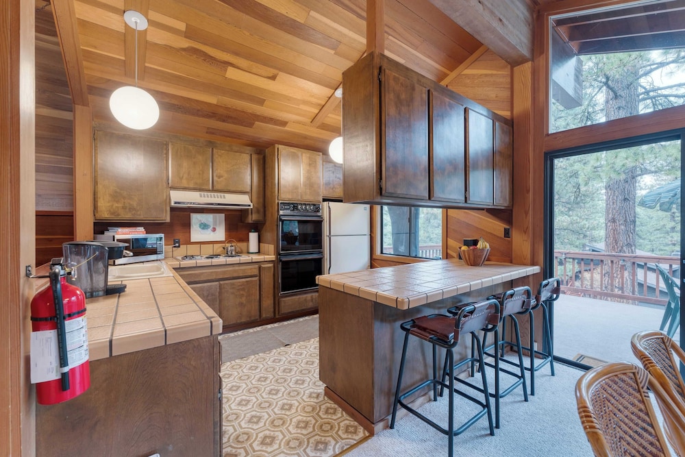 Northstar Hideaway by Avantstay 5mins to Skiing!