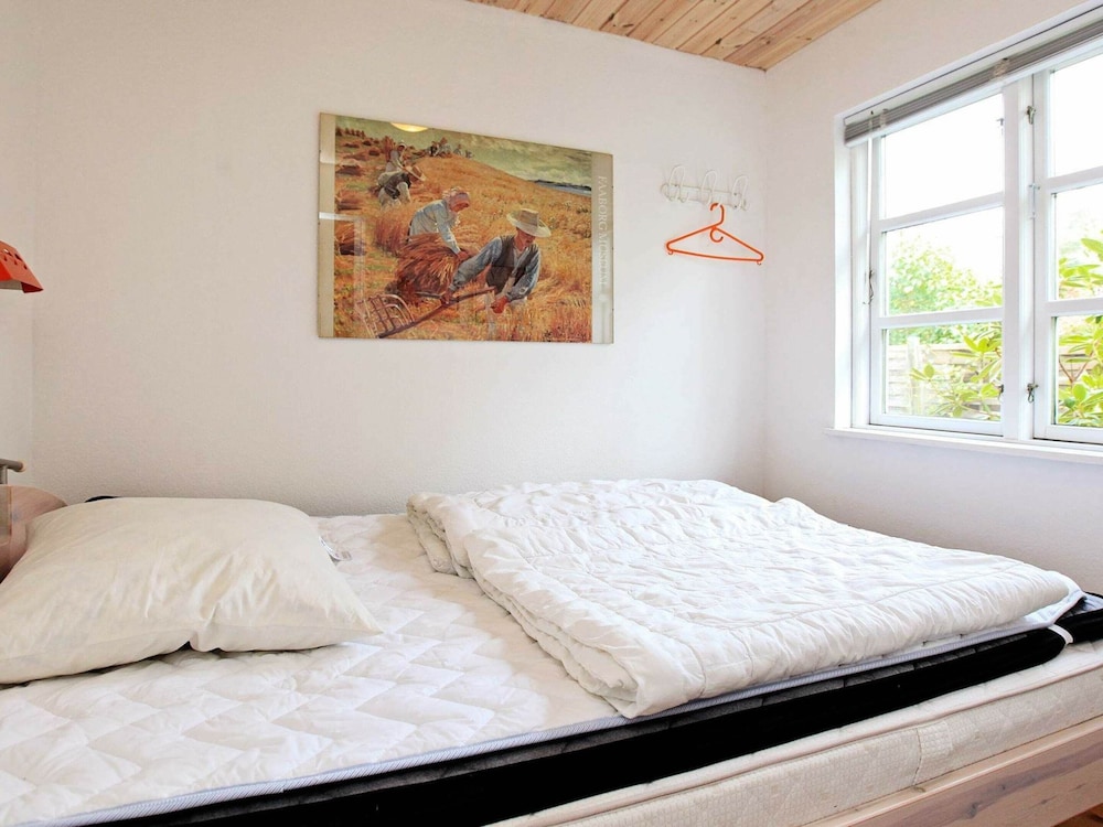 6 Person Holiday Home in Store Fuglede view 2