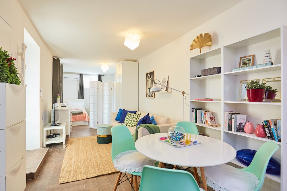 Dubrovnik Central Lodge