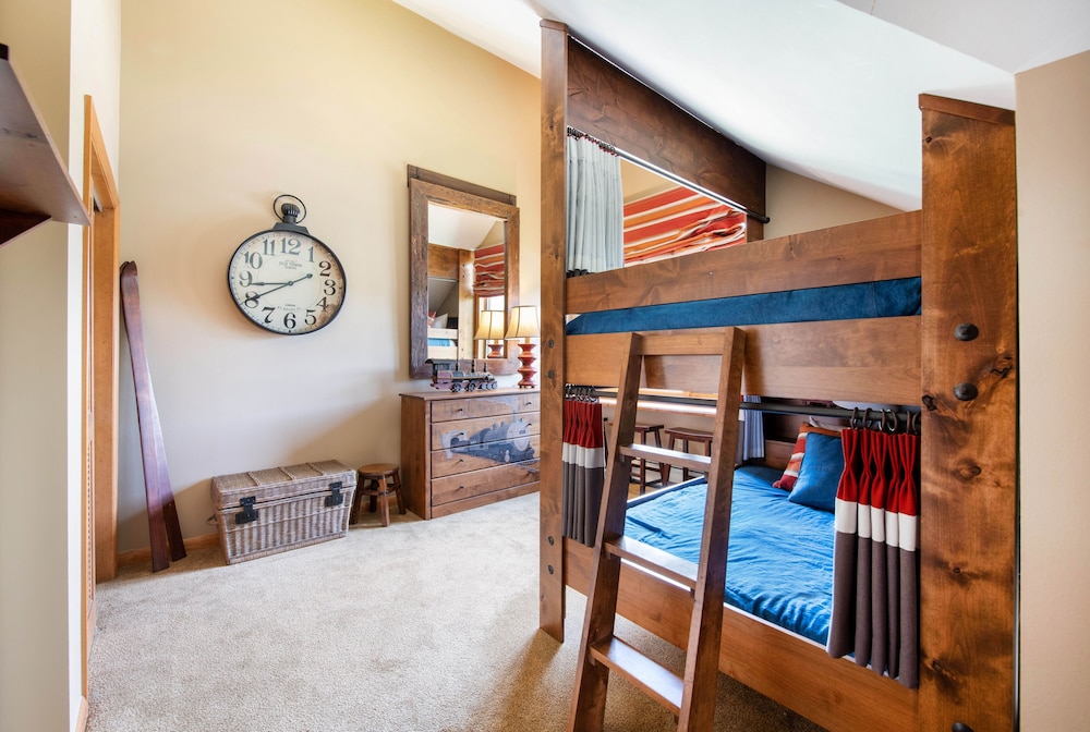 Two Bedroom Condos at Zephyr Mountain Lodge - Winter Park CO